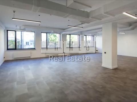 комерційна за адресою Саксаганського вул., 53/80