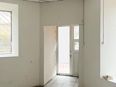 комерційна за адресою Ніжинська вул., 7