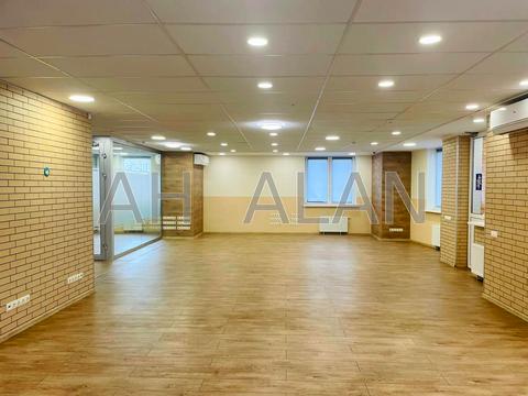 коммерческая по адресу Calle Dilova ул. (Димитрова), 2-Б