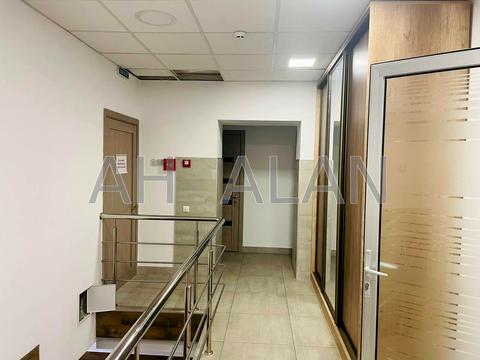 коммерческая по адресу Calle Dilova ул. (Димитрова), 2-Б