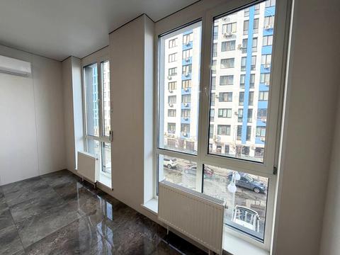 комерційна за адресою Центральна вул., 21