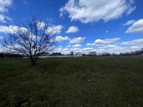 участок по адресу Шкільна