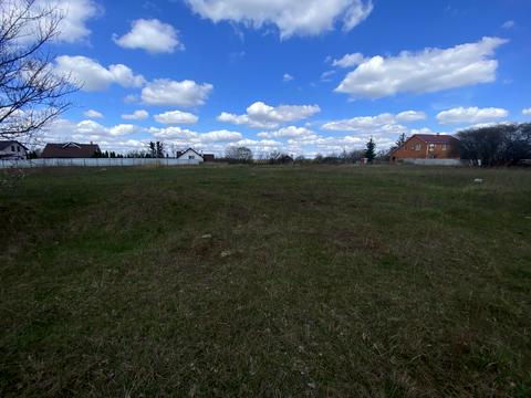 участок по адресу шкільна