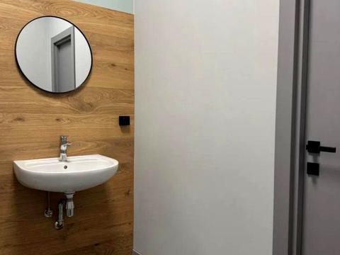 комерційна за адресою Олени Теліги вул., 25