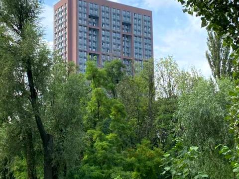 комерційна за адресою Олени Теліги вул., 25