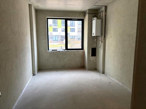 комерційна за адресою Угорська вул., 12