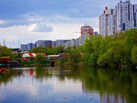 квартира по адресу Драгоманова ул., 31-А