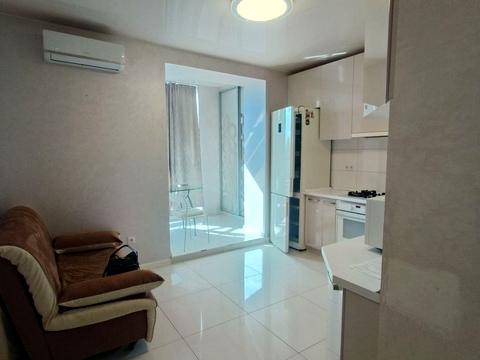 квартира за адресою Високовольтна вул., 14-Л