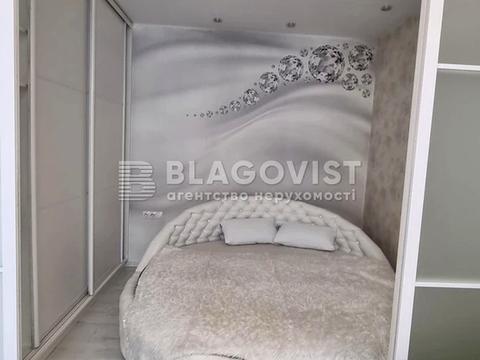 квартира за адресою Боголюбова вул., 36