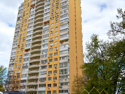 квартира за адресою Наталії Ужвій вул., 12