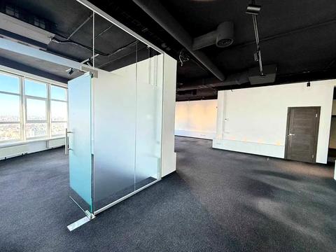 комерційна за адресою Київ, Кловський узвіз, 7а