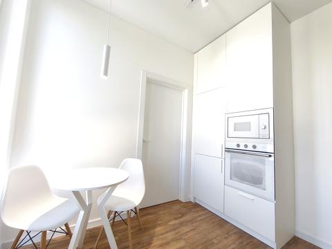 квартира за адресою Осіння вул., 33