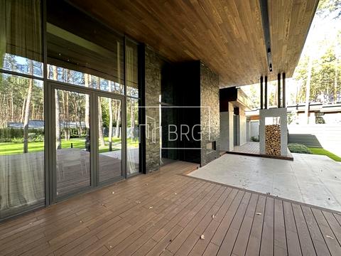 будинок за адресою Анатолія Солов'яненка вул.