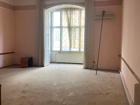 коммерческая по адресу Ольги Кобылянской ул., 7