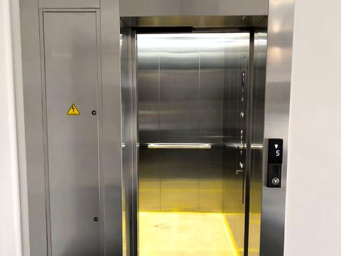 квартира за адресою Осіння вул., 33