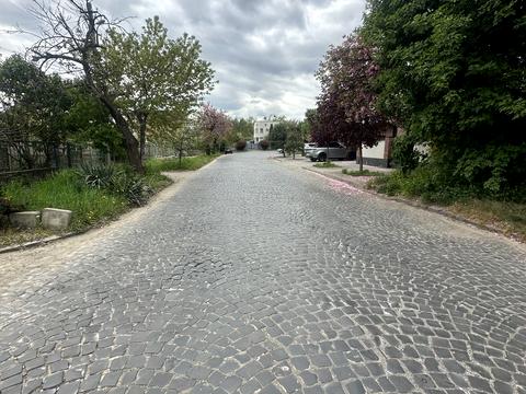 будинок за адресою Віталія Постолакі пл.