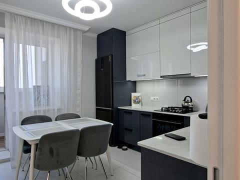 квартира за адресою Юності вул., 1