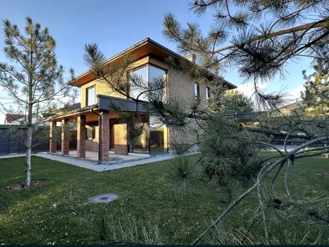 будинок за адресою Симоненка