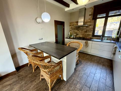 будинок за адресою с. Юрівка, Паркова вул.