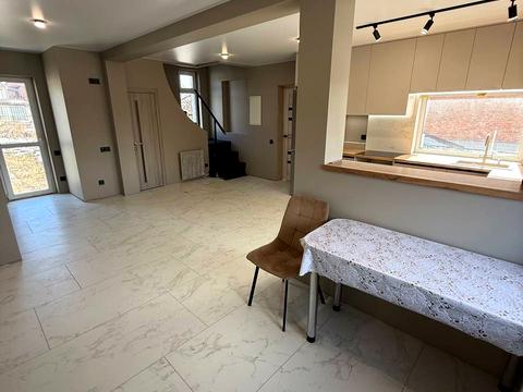 дом по адресу пр. 4-й Заміський