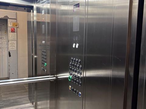 квартира за адресою Бережанська вул., (Будинок 2)