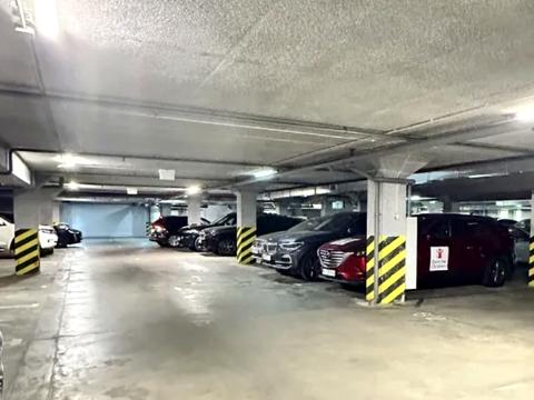 квартира за адресою Дніпро, Дмитра Яворницького просп. (Карла Маркса), 3