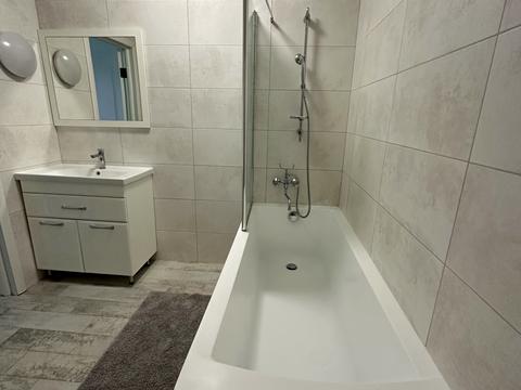 квартира за адресою Володимира Івасюка вул., 12