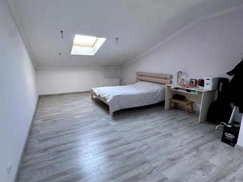 квартира за адресою Володимира Івасюка вул., 12