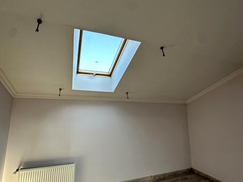 квартира за адресою Володимира Івасюка вул., 12