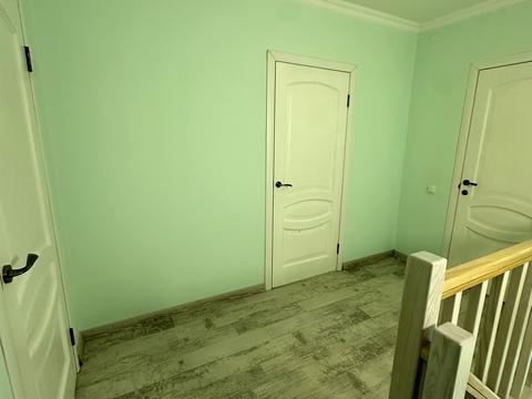 квартира за адресою Володимира Івасюка вул., 12