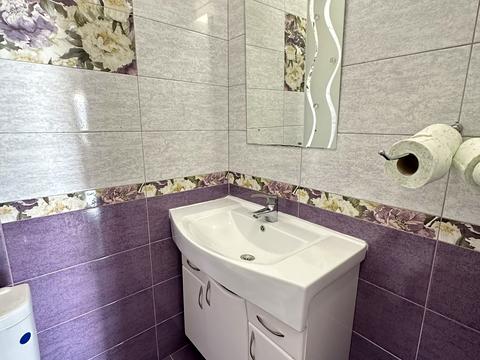 квартира за адресою Володимира Івасюка вул., 12