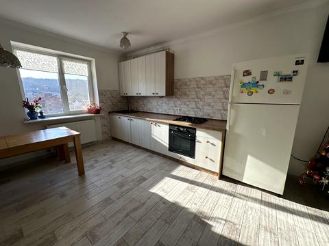 квартира за адресою Володимира Івасюка вул., 12