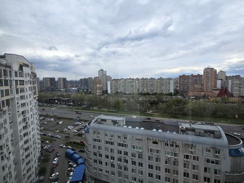 квартира по адресу Миколы Бажана просп., 16