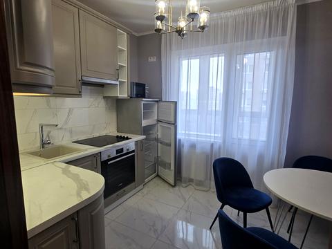 квартира за адресою Софії Русової вул., 7-Г