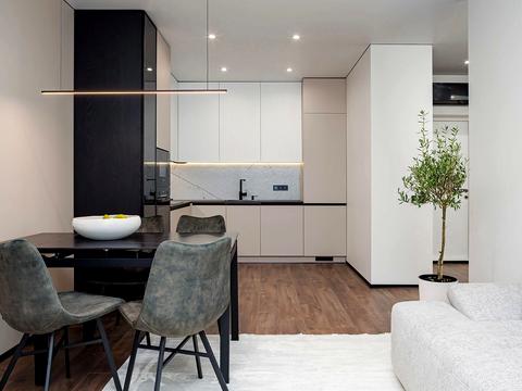 квартира по адресу Героев Майдана ул., 15