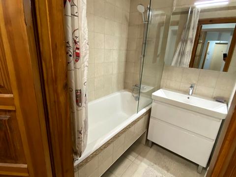 квартира по адресу Андрея Верхогляда ул. (Михайла Драгомирова), 2