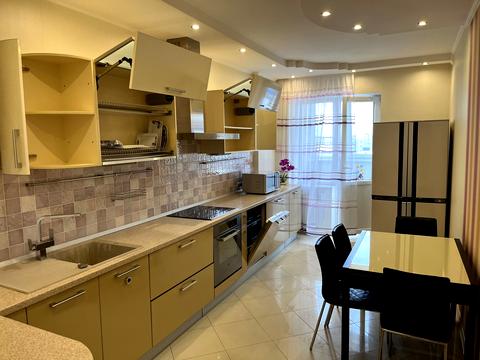 квартира по адресу Печерская ул., 2