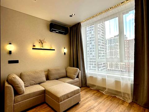 квартира за адресою Олександра Олеся вул., 17-А