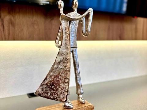 квартира за адресою Олександра Олеся вул., 17-А