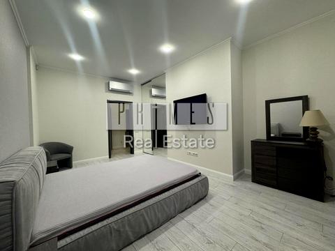 квартира за адресою Андрія Верхогляда вул. (Михайла Драгомирова), 16