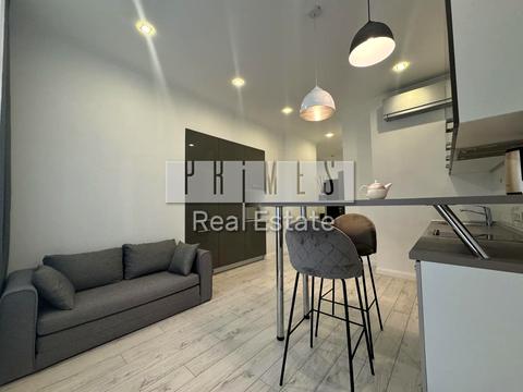 квартира за адресою Андрія Верхогляда вул. (Михайла Драгомирова), 16