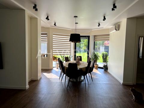 будинок за адресою Паркова