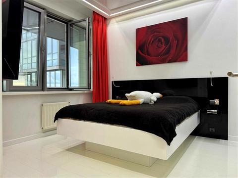 квартира за адресою Дніпровська набережна вул., 14