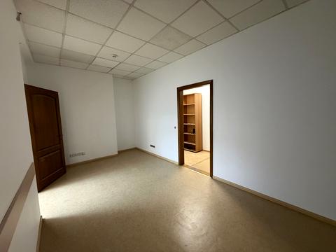 коммерческая по адресу Антоновича ул. (Горького), 157