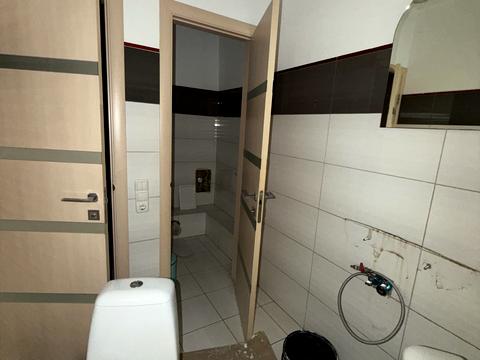 коммерческая по адресу Антоновича ул. (Горького), 157