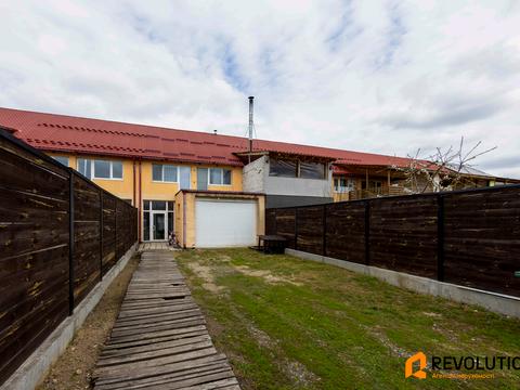 будинок за адресою Незламності вул. (Комарова), 45-Б