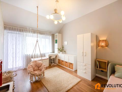 будинок за адресою Незламності вул. (Комарова), 45-Б