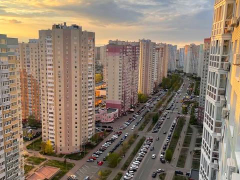 квартира за адресою Софії Русової вул., 7