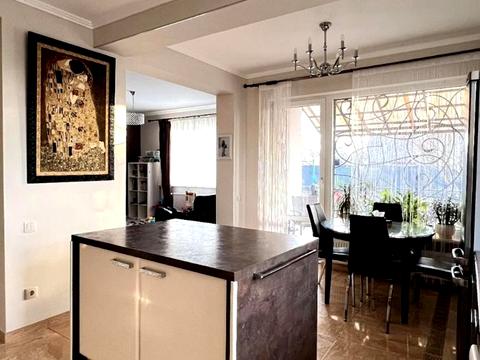 дом по адресу вул. Щаслива, 6