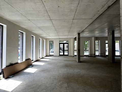 комерційна за адресою Окружна вул., 43